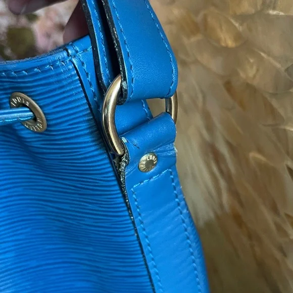 LV Louis Vuitton Epi Leather Noe Bucket Bag GM - Picture 5 of 16